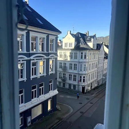 Pen Toppleilighet Midt I Sentrum Апартаменти